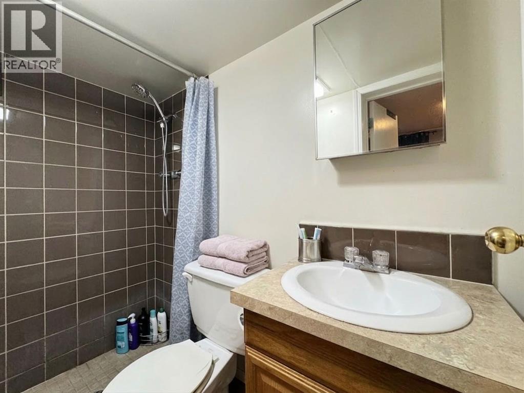 1813 4 Avenue N, Lethbridge, Alberta  T1H 0L6 - Photo 17 - A2292321