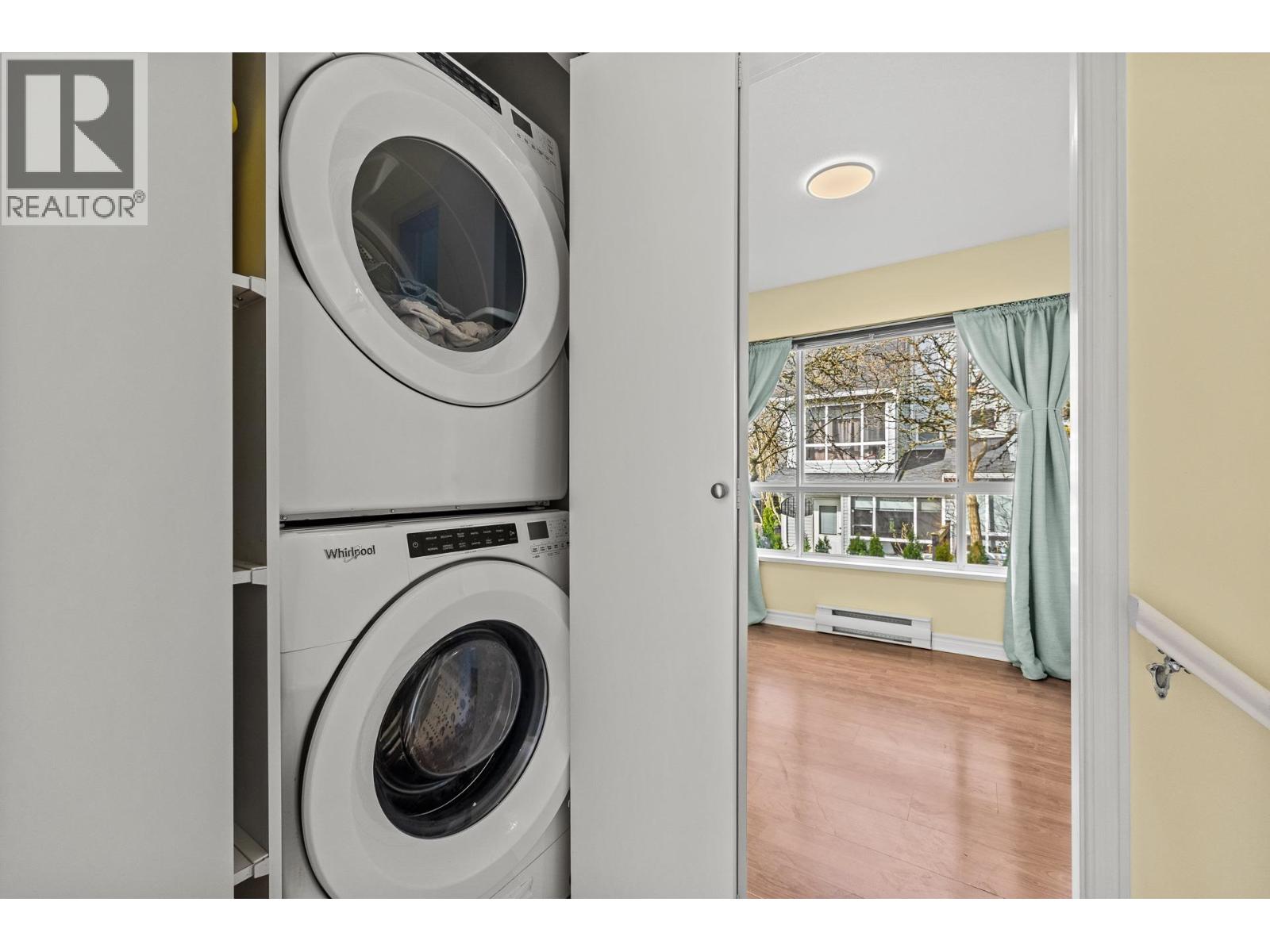 7393 Magnolia Terrace, Burnaby, British Columbia  V5E 4M3 - Photo 16 - R3103284