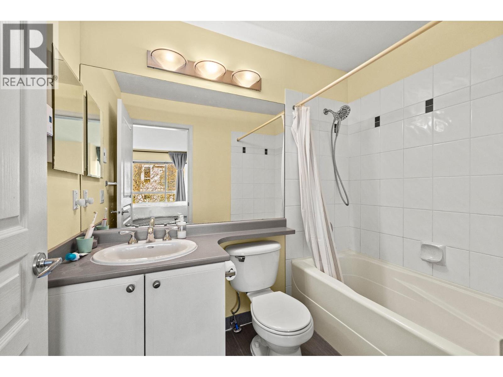 7393 Magnolia Terrace, Burnaby, British Columbia  V5E 4M3 - Photo 20 - R3103284