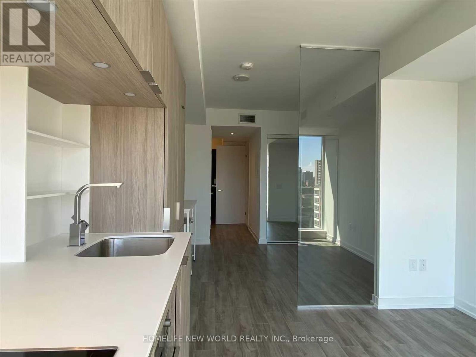 1909 - 77 Shuter Street, Toronto, Ontario  M5B 0B8 - Photo 3 - C12917456