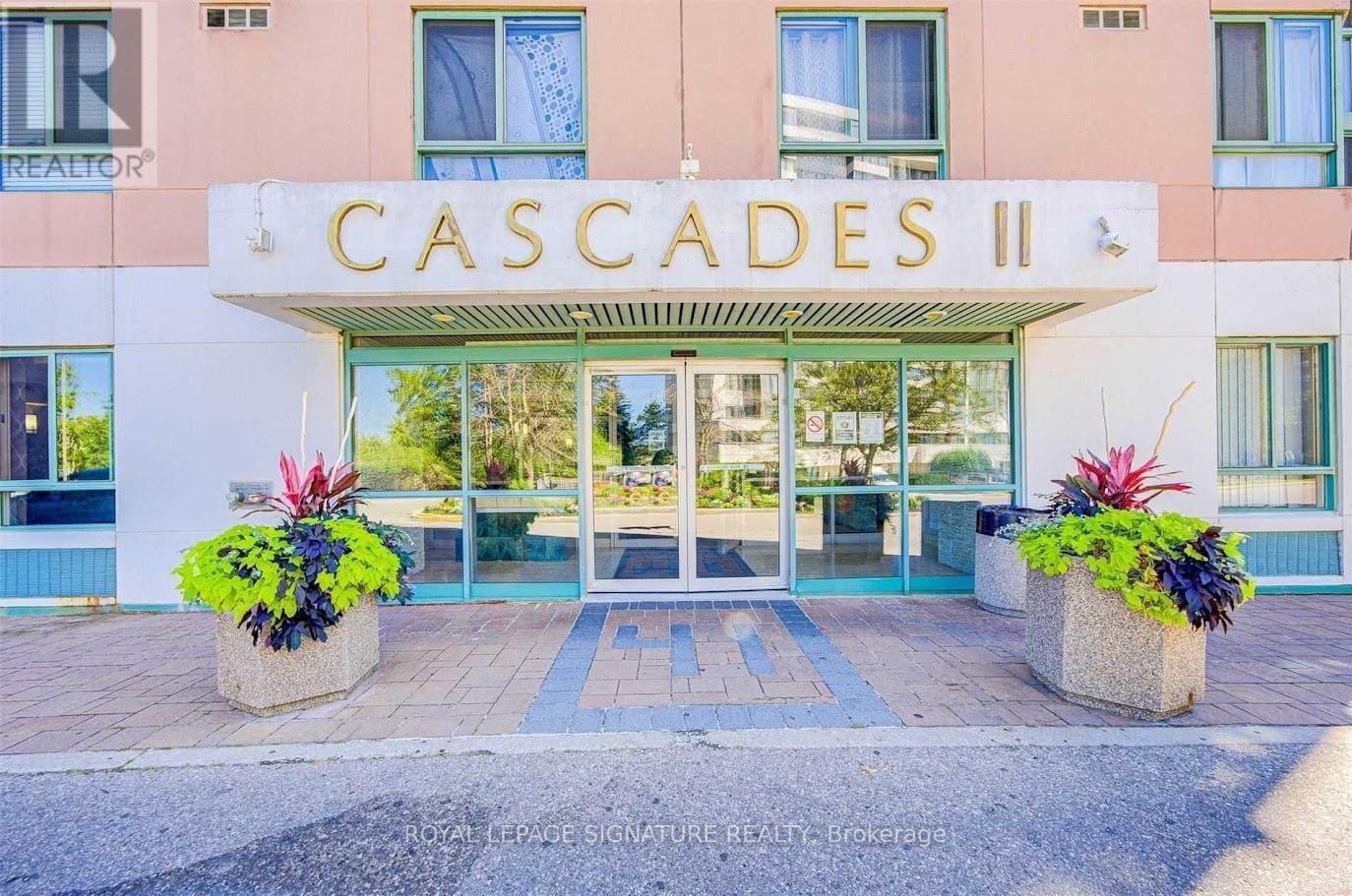 213 - 41 MARKBROOK LANE, Toronto, Ontario