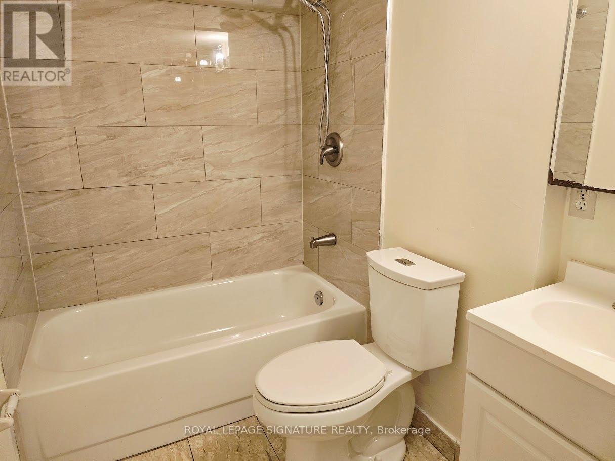 213 - 41 Markbrook Lane, Toronto, Ontario  M9V 5E6 - Photo 24 - W12917452