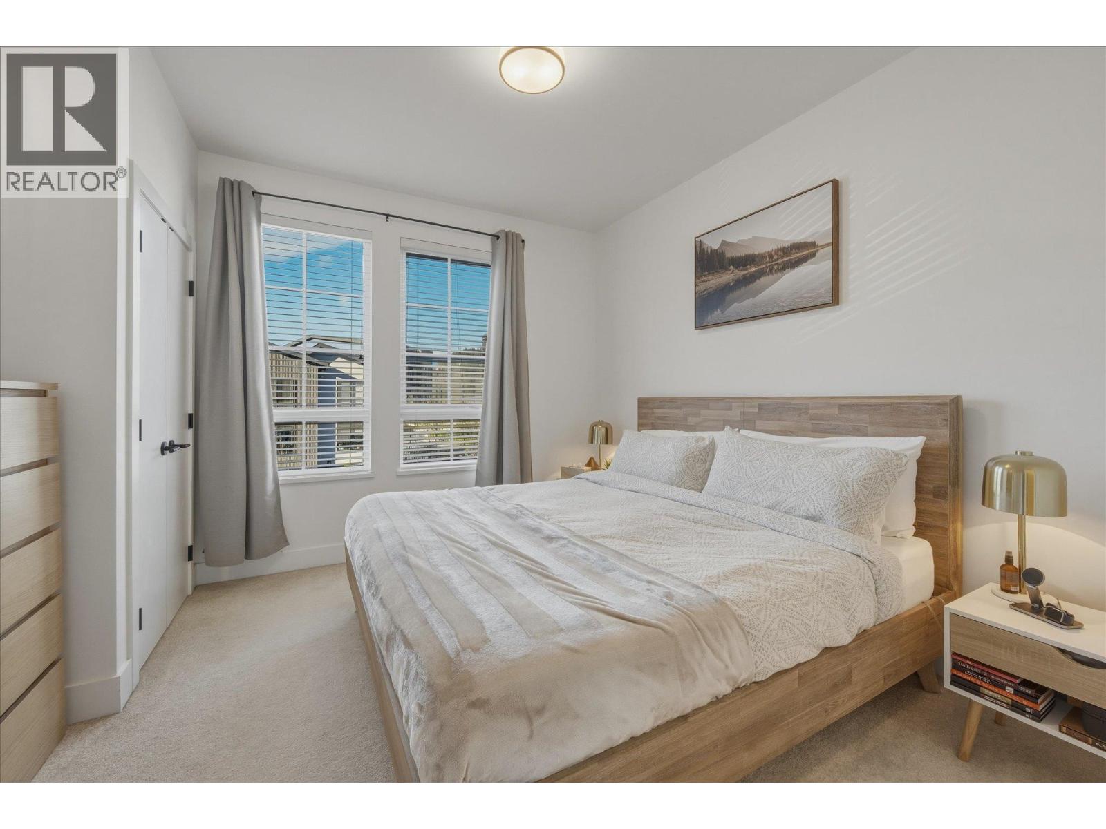 1361 Marinaside Place, Squamish, British Columbia  V8B 1A8 - Photo 12 - R3103211