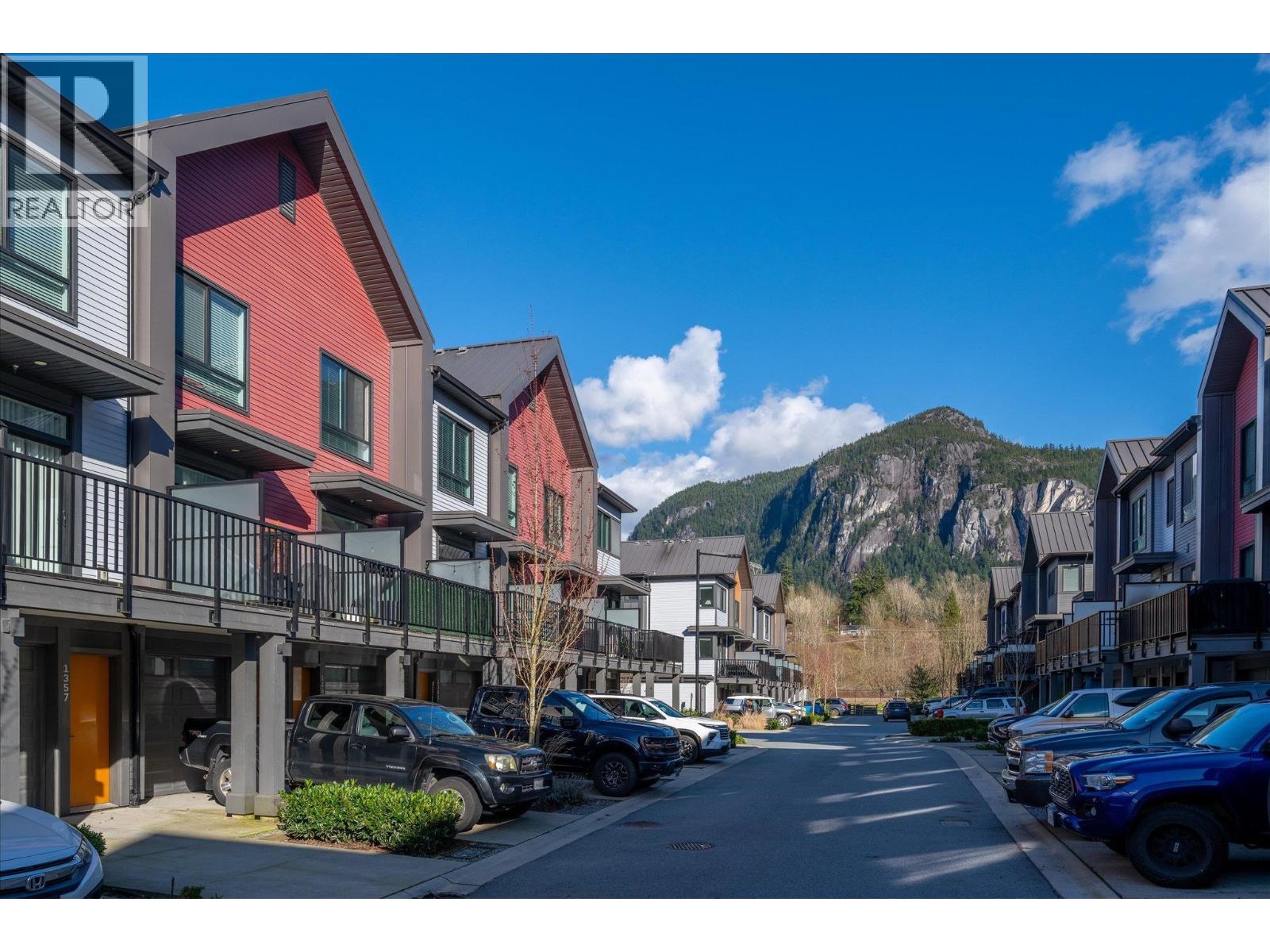 1361 Marinaside Place, Squamish, British Columbia  V8B 1A8 - Photo 29 - R3103211