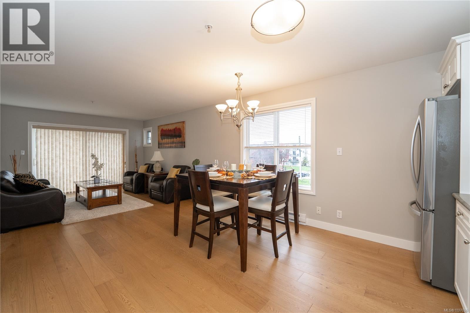 4 601 Nelson St, Esquimalt, British Columbia  V9A 6P7 - Photo 9 - 1027030