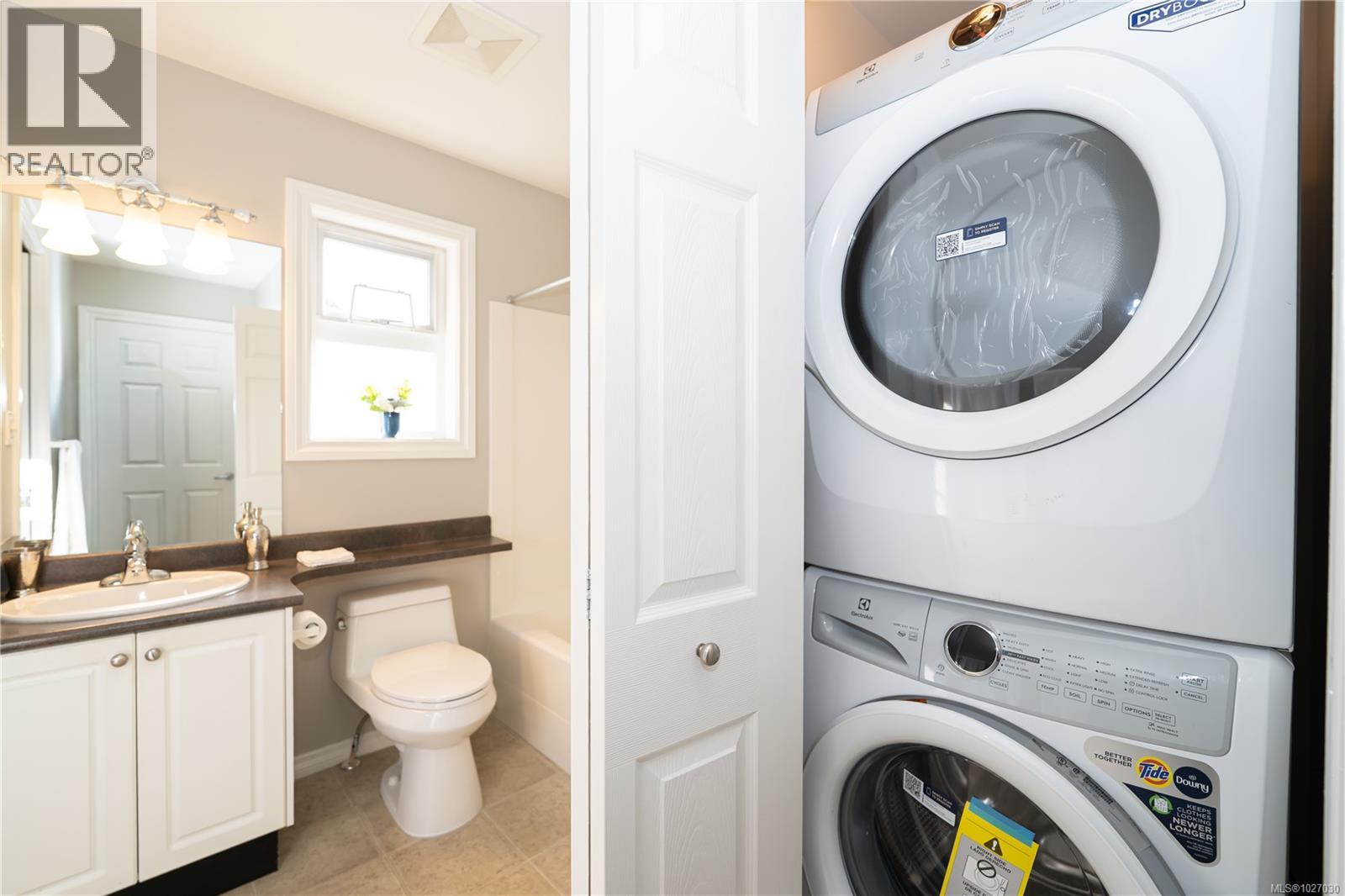 4 601 Nelson St, Esquimalt, British Columbia  V9A 6P7 - Photo 18 - 1027030