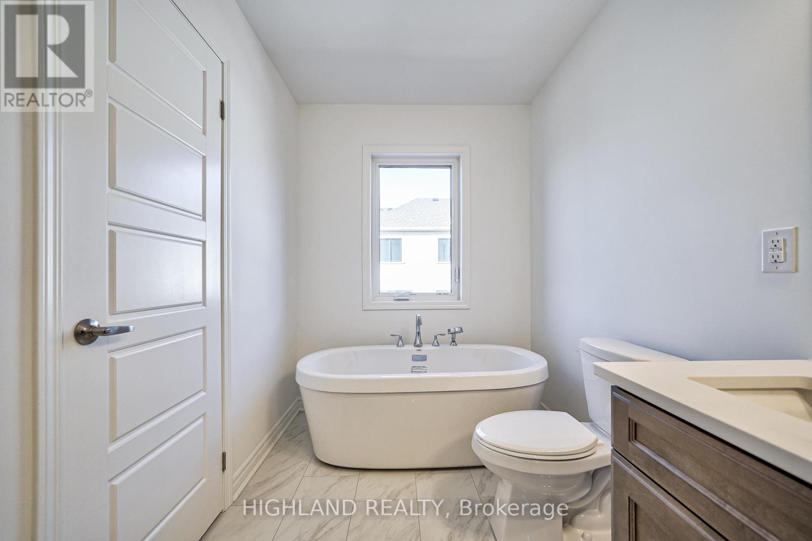 141 Settlers Road E, Oakville, Ontario  L6H 7X7 - Photo 25 - W12910344