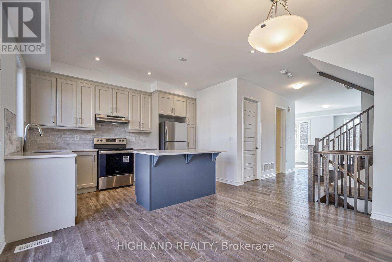 141 Settlers Road E, Oakville, Ontario  L6H 7X7 - Photo 29 - W12910344