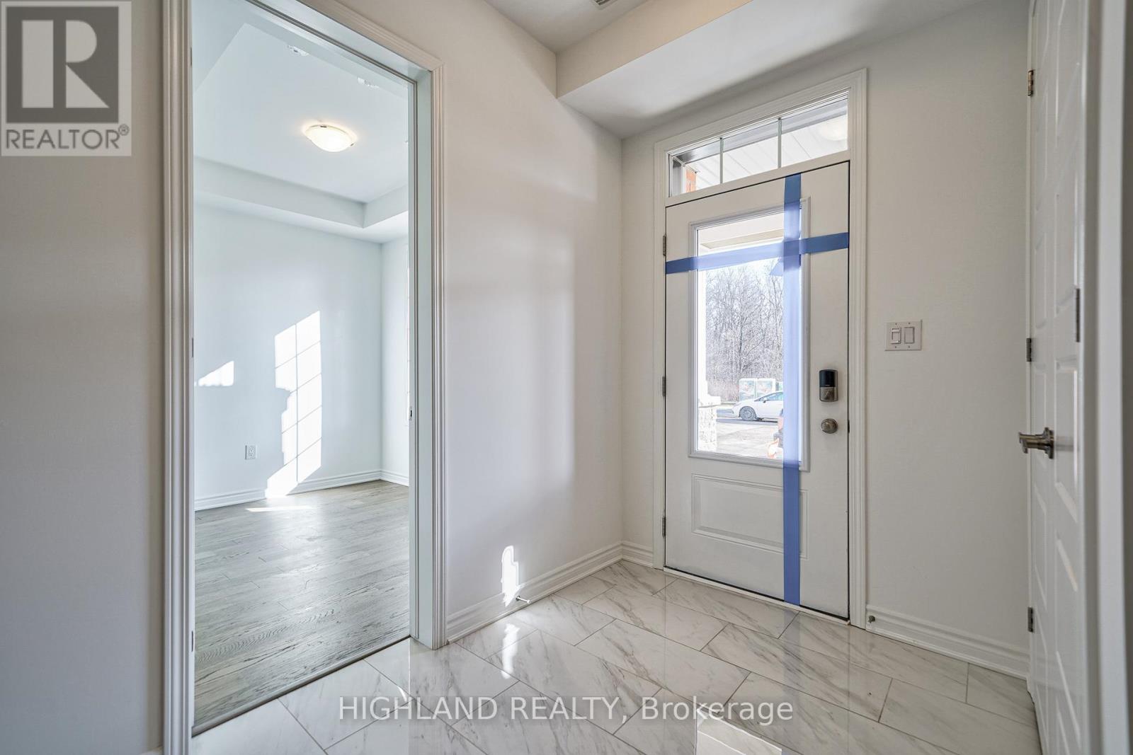 141 Settlers Road E, Oakville, Ontario  L6H 7X7 - Photo 16 - W12910344