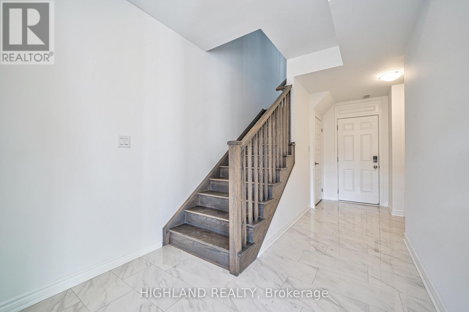 141 Settlers Road E, Oakville, Ontario  L6H 7X7 - Photo 26 - W12910344