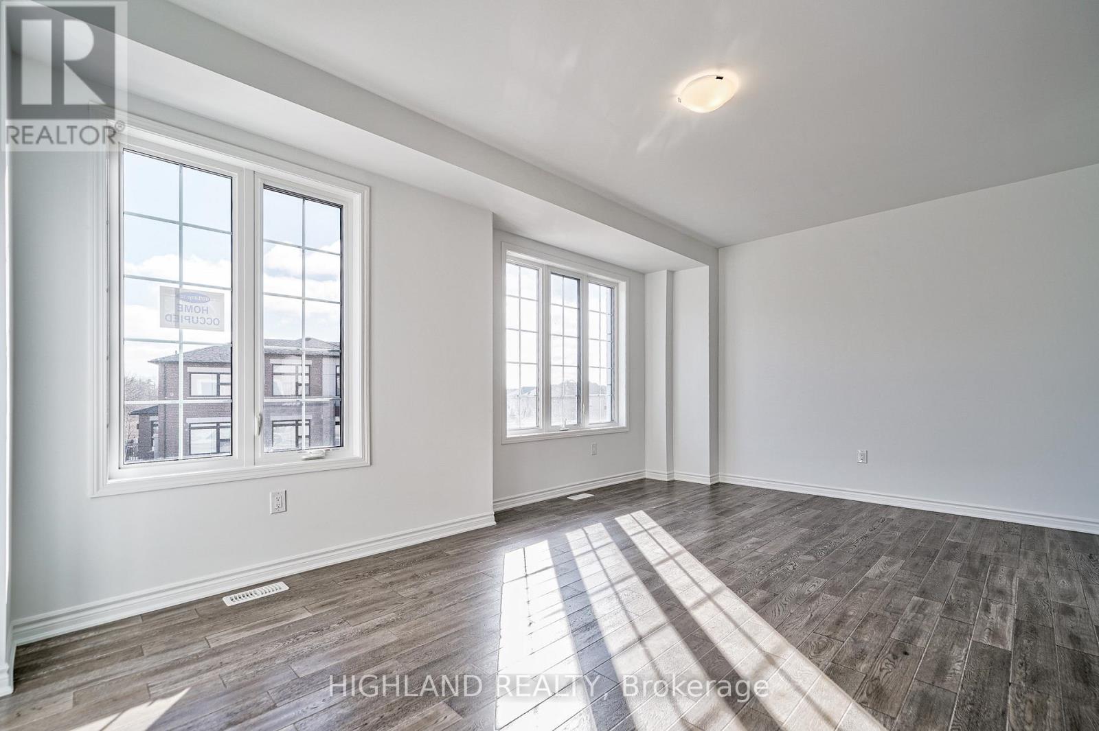 141 Settlers Road E, Oakville, Ontario  L6H 7X7 - Photo 30 - W12910344