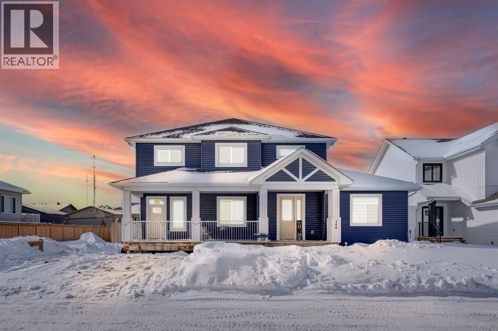 144 Beaverlodge Close, Fort Mcmurray, Alberta  T9H 2V5 - Photo 1 - A2296197