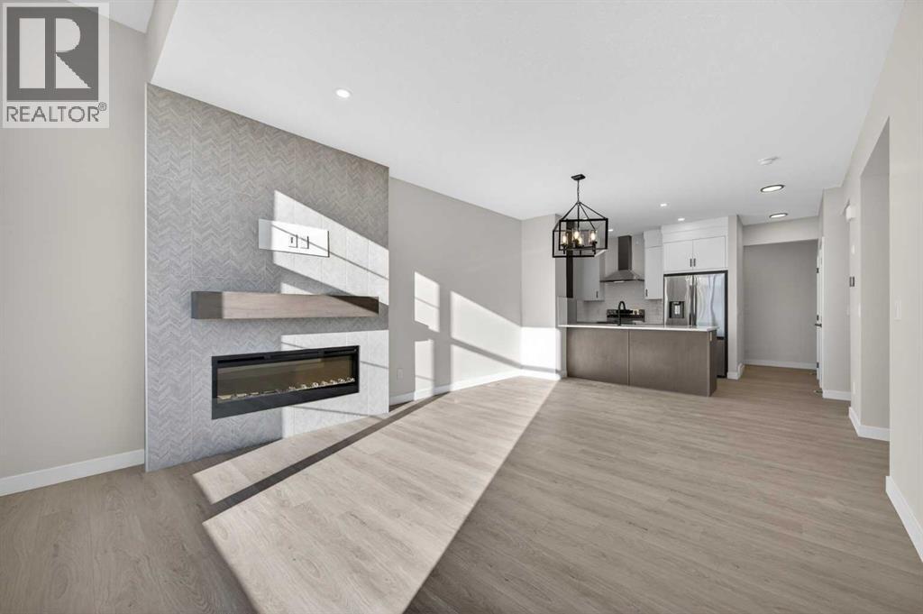 2230 Bayview Drive, Airdrie, Alberta  T4B 5N4 - Photo 4 - A2284668