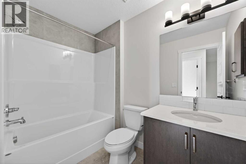 2230 Bayview Drive, Airdrie, Alberta  T4B 5N4 - Photo 32 - A2284668