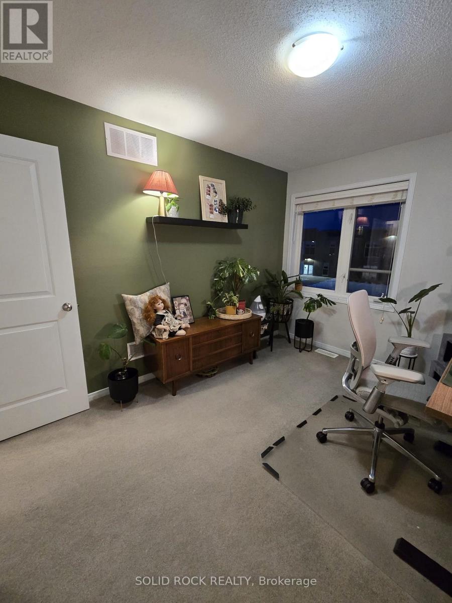 461 Cope Drive, Ottawa, Ontario  K2V 0P1 - Photo 12 - X12917486