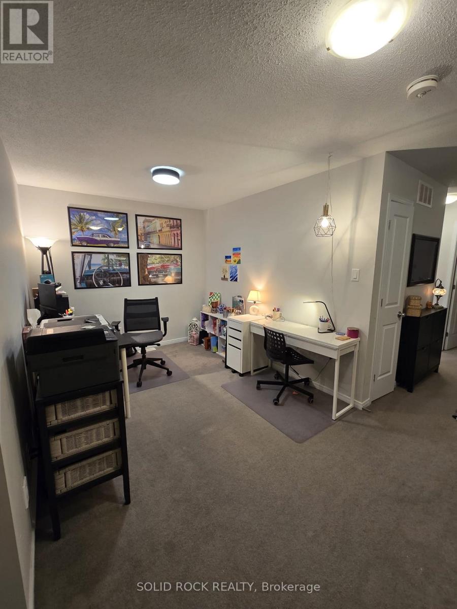 461 Cope Drive, Ottawa, Ontario  K2V 0P1 - Photo 13 - X12917486