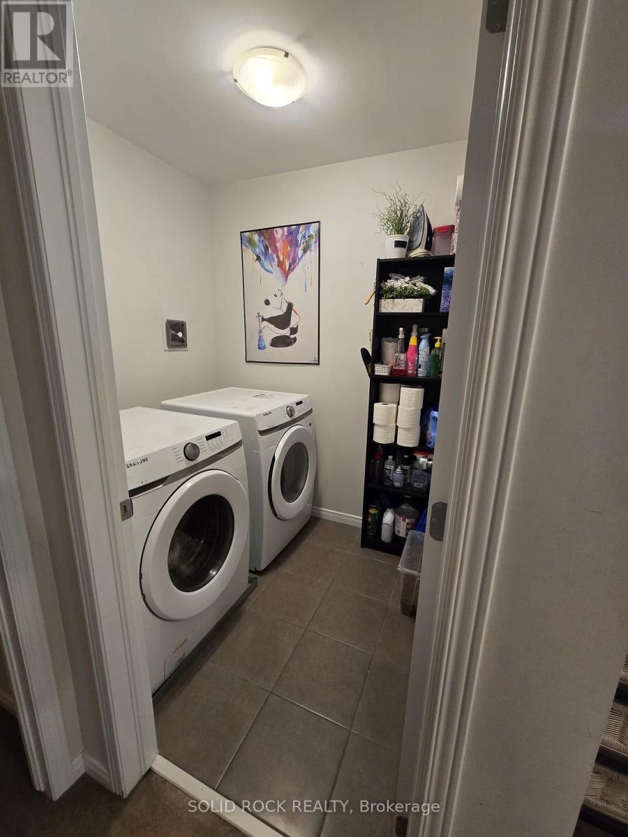 461 Cope Drive, Ottawa, Ontario  K2V 0P1 - Photo 15 - X12917486