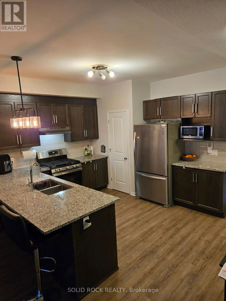 461 Cope Drive, Ottawa, Ontario  K2V 0P1 - Photo 5 - X12917486