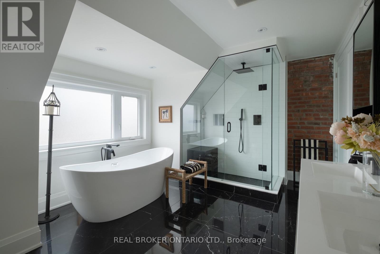 250 Havelock Street, Toronto, Ontario  M6H 3B9 - Photo 12 - C12917492