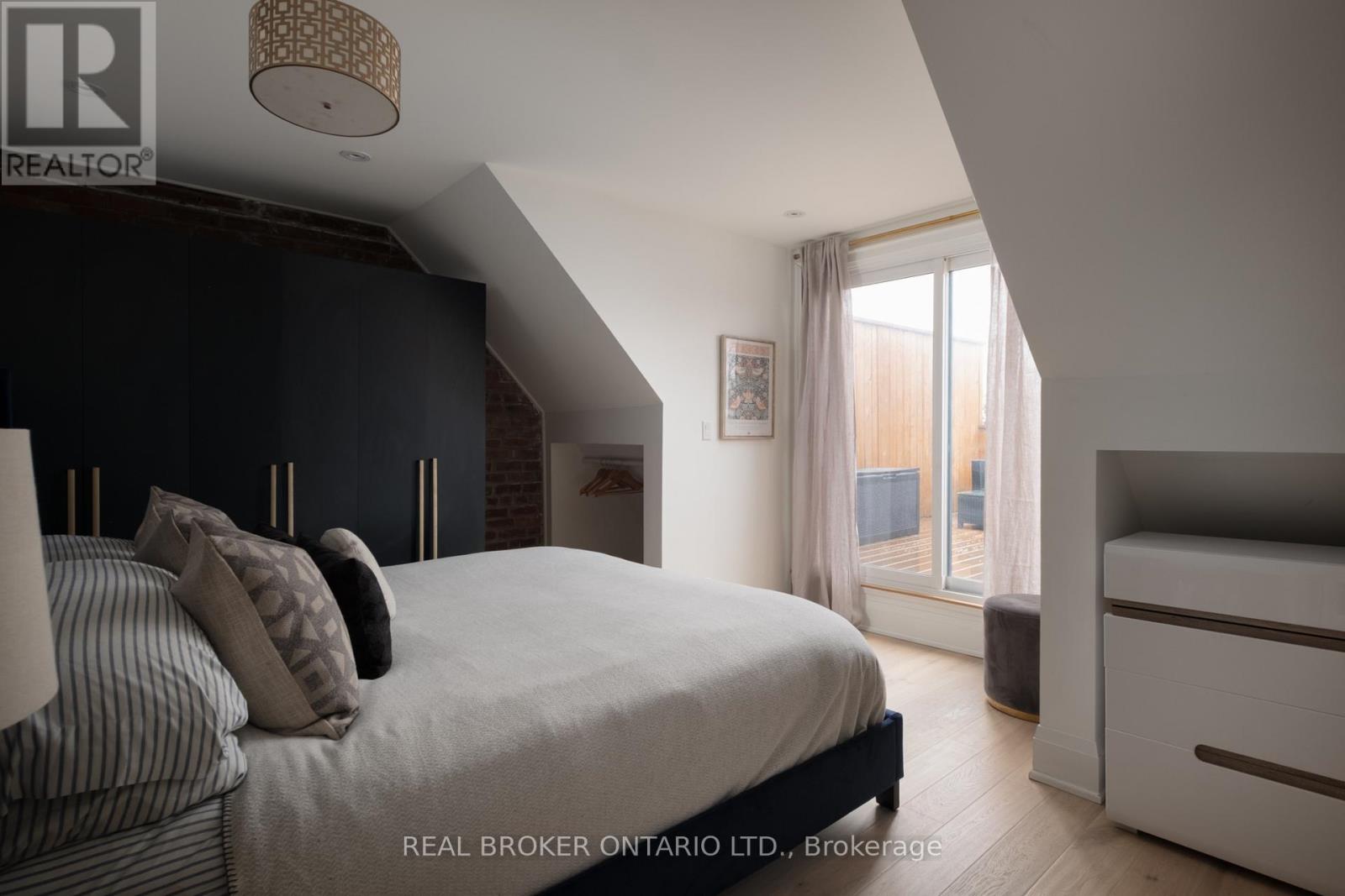 250 Havelock Street, Toronto, Ontario  M6H 3B9 - Photo 9 - C12917492