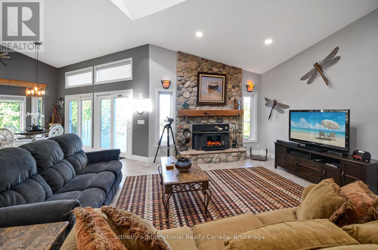 80 Corey Crescent, Northern Bruce Peninsula, Ontario  N0H 2R0 - Photo 11 - X12917496