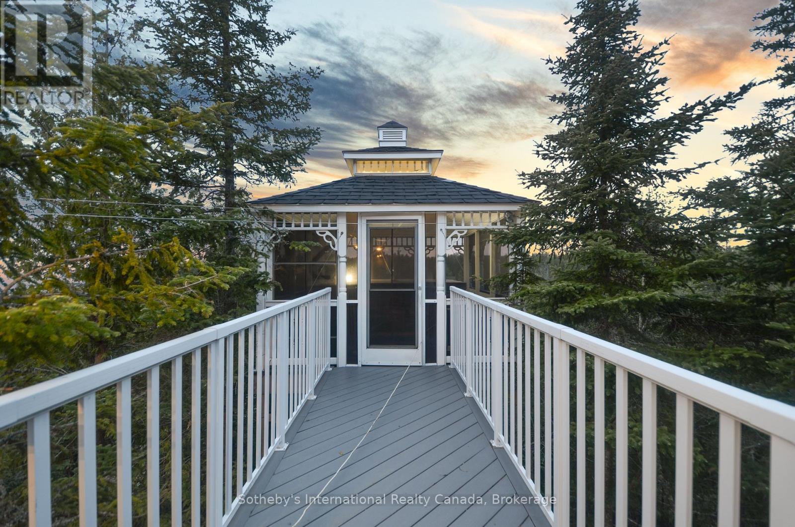 80 Corey Crescent, Northern Bruce Peninsula, Ontario  N0H 2R0 - Photo 26 - X12917496