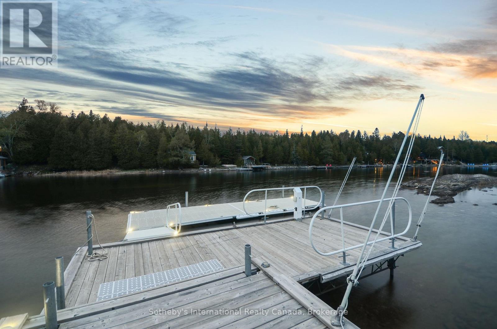 80 Corey Crescent, Northern Bruce Peninsula, Ontario  N0H 2R0 - Photo 38 - X12917496