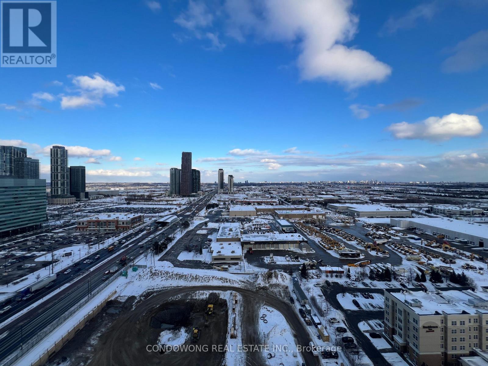 2607 - 28 Interchange Way, Vaughan, Ontario  L4K 0P8 - Photo 9 - N12917472