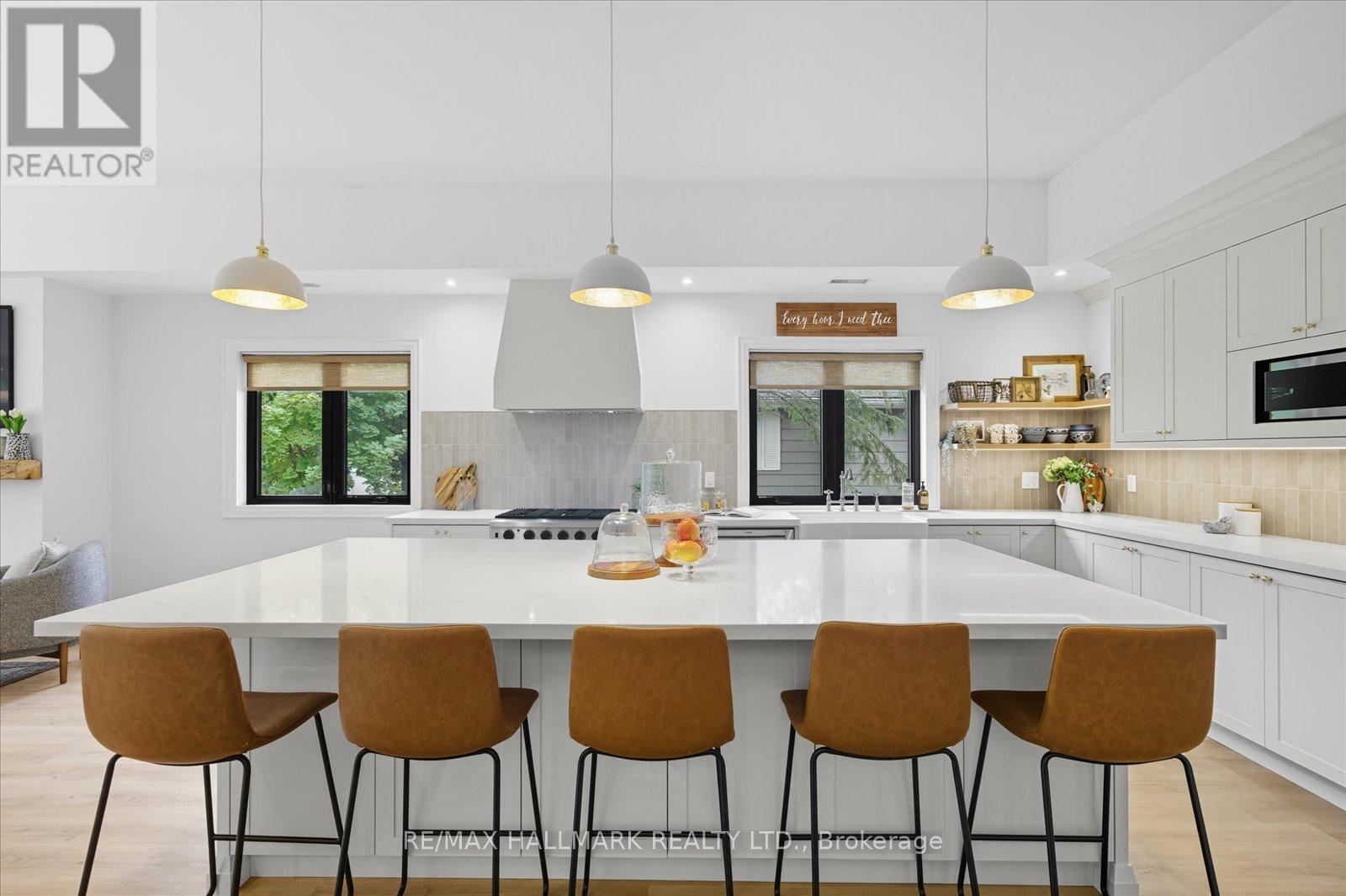 17 Mill Street, East Gwillimbury, Ontario  L0G 1M0 - Photo 14 - N12917478