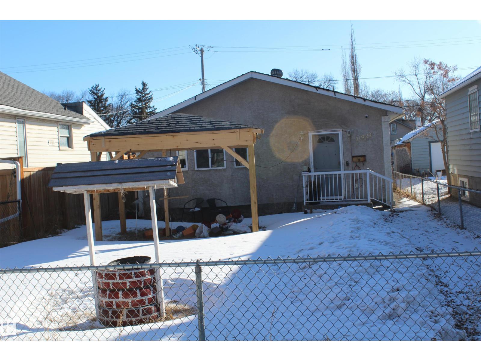 11927 96 ST NW, edmonton, Alberta