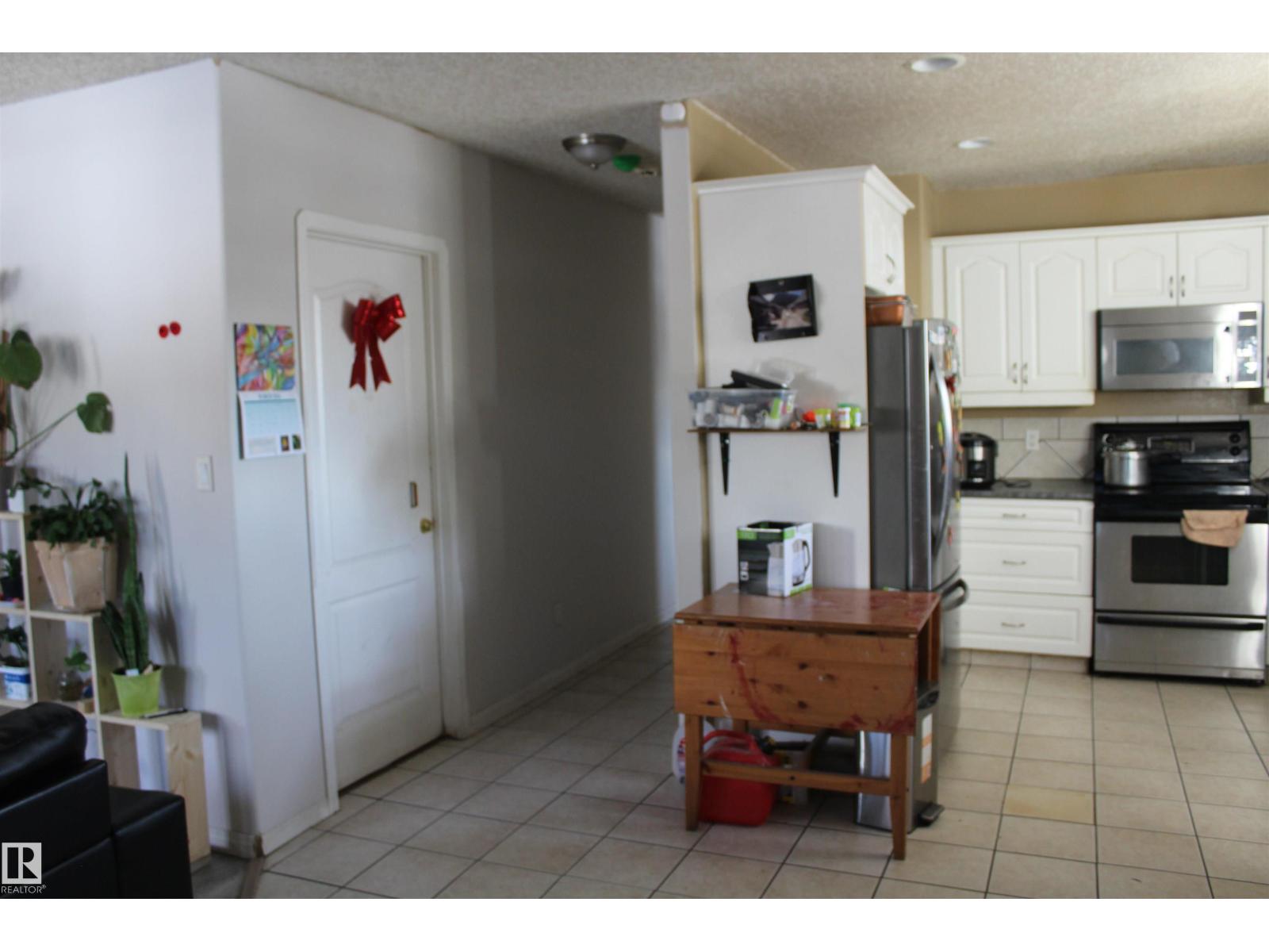 11927 96 St Nw, Edmonton, Alberta  T5J 2R4 - Photo 7 - E4478895