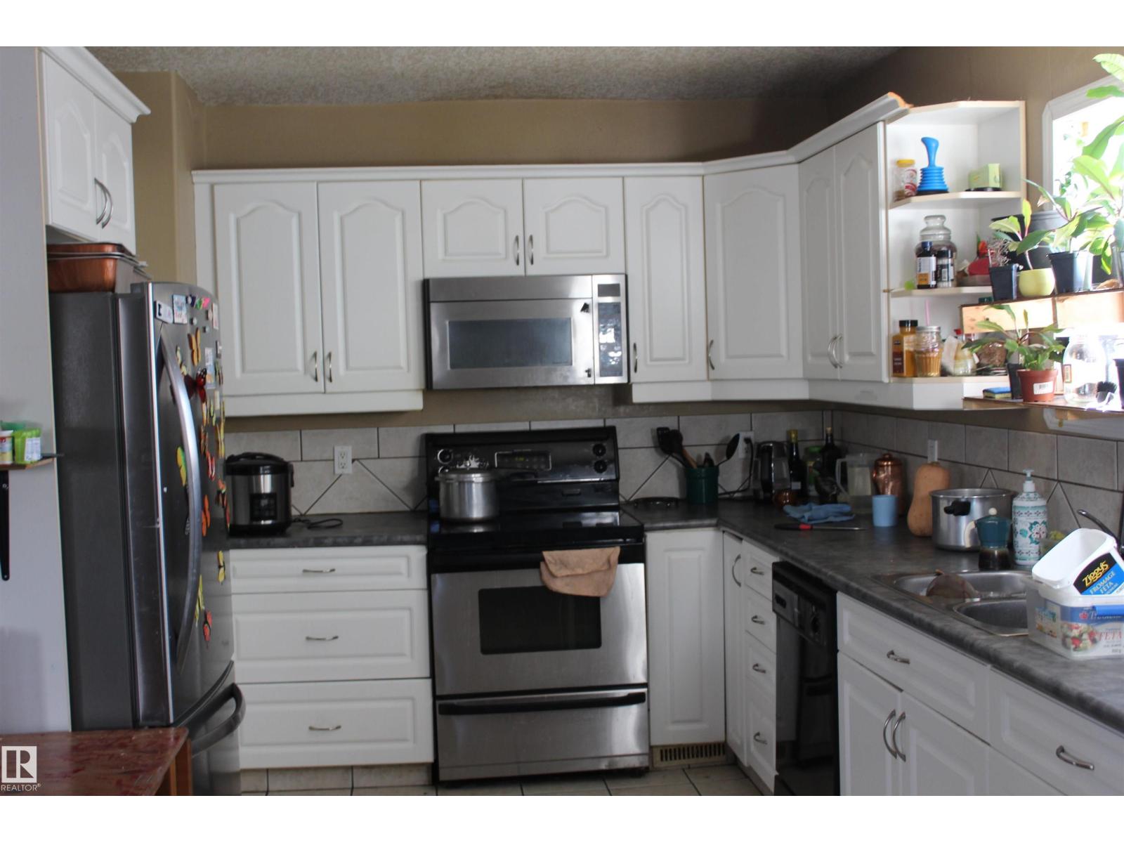 11927 96 St Nw, Edmonton, Alberta  T5J 2R4 - Photo 8 - E4478895