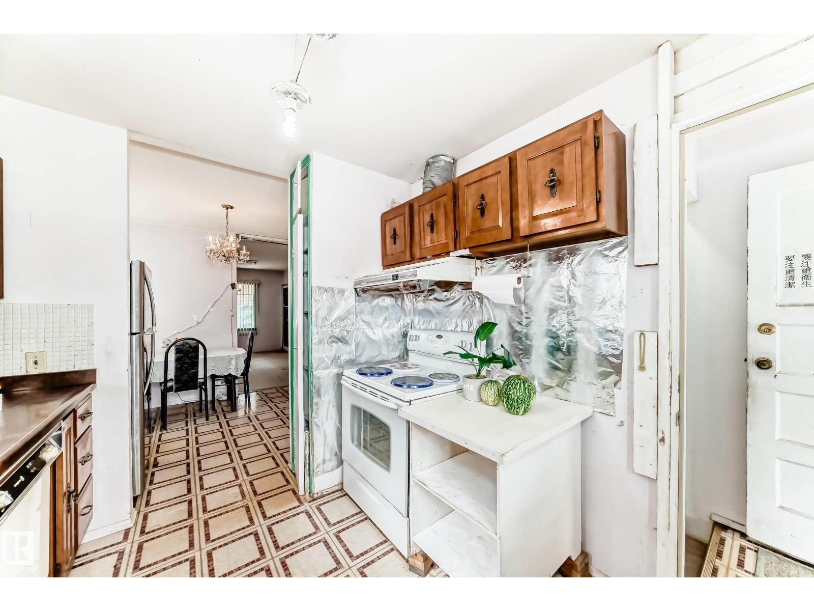 11239 97 St Nw, Edmonton, Alberta  T5G 1X2 - Photo 11 - E4478896