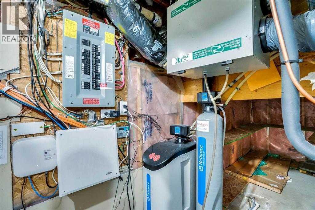 198 New Brighton Circle Se, Calgary, Alberta  T2Z 4B4 - Photo 38 - A2293691