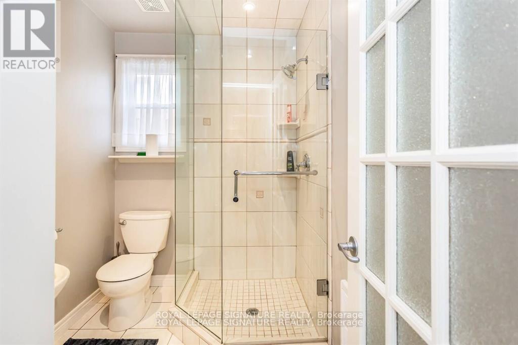 153 Ulster Drive, Oakville, Ontario  L6L 3P3 - Photo 17 - W12917470