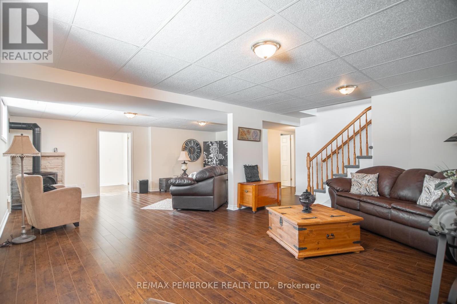 529 Angus Campbell Drive, Pembroke, Ontario  K8A 8K5 - Photo 30 - X12916090