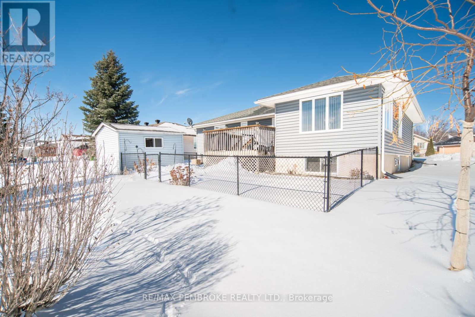 529 Angus Campbell Drive, Pembroke, Ontario  K8A 8K5 - Photo 47 - X12916090