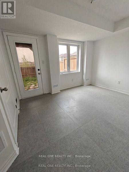 51 Mayland Trail, Hamilton, Ontario  L8J 0G4 - Photo 27 - X12917476