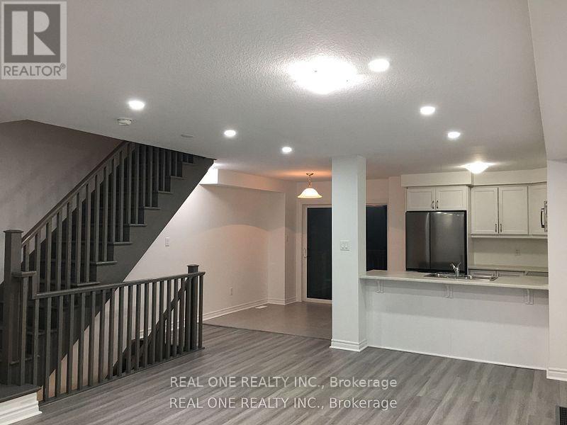 51 Mayland Trail, Hamilton, Ontario  L8J 0G4 - Photo 28 - X12917476