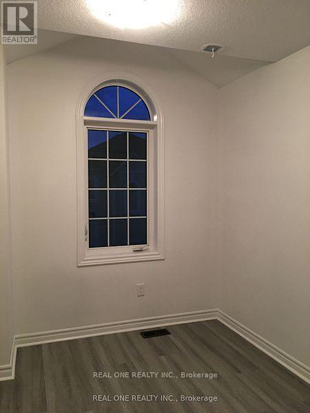 51 Mayland Trail, Hamilton, Ontario  L8J 0G4 - Photo 29 - X12917476