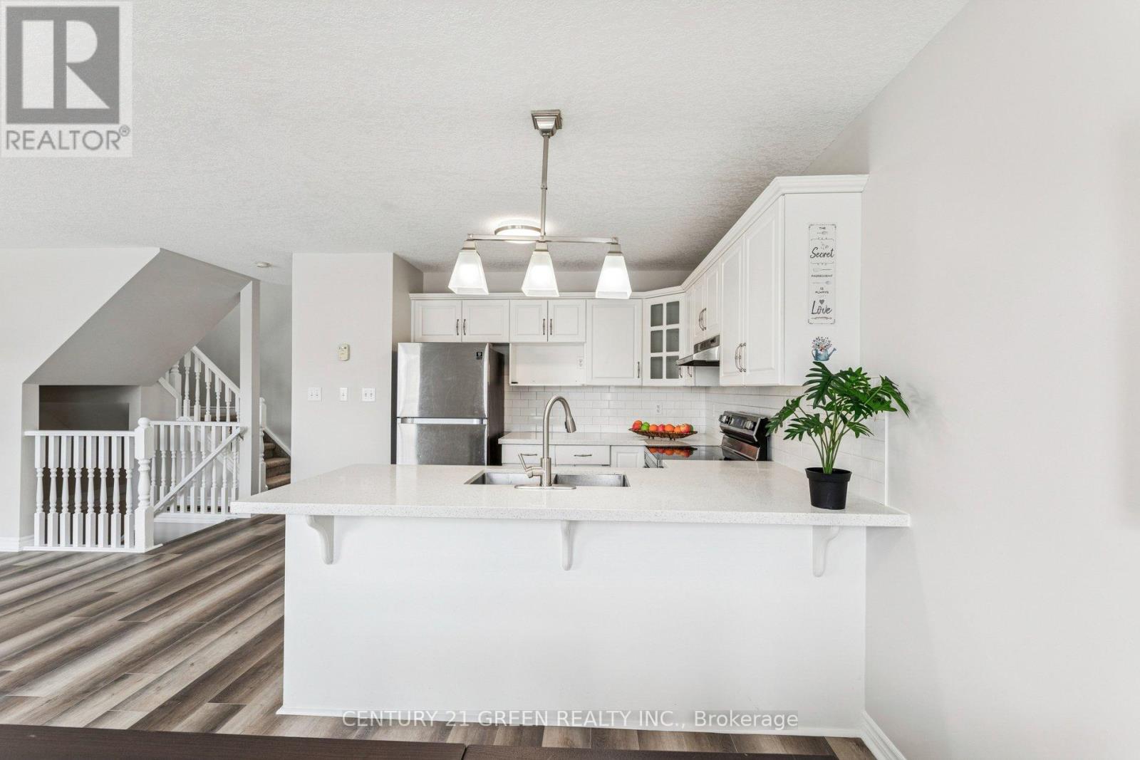 81 Penhale Avenue, St. Thomas, Ontario  N5R 6M3 - Photo 23 - X12917488