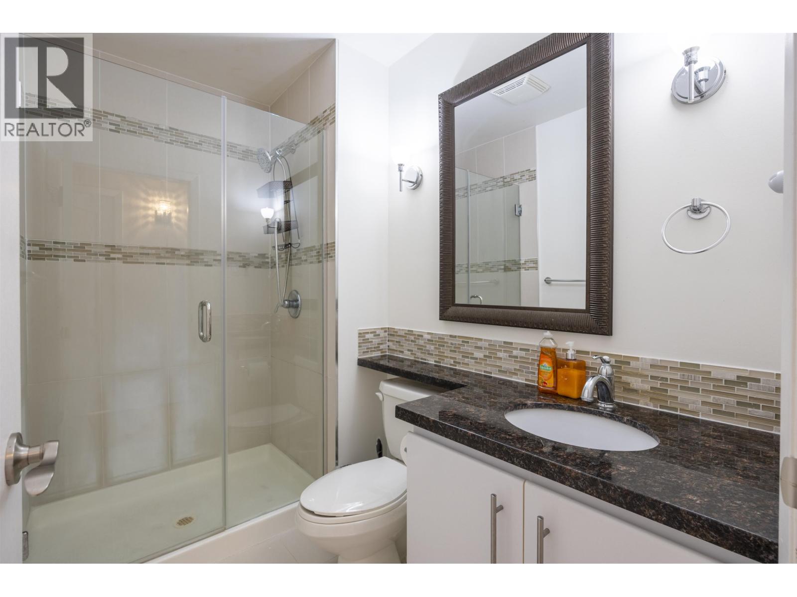 901 6888 Station Hill Dr., Burnaby, British Columbia  V3N 4X5 - Photo 17 - R3103125