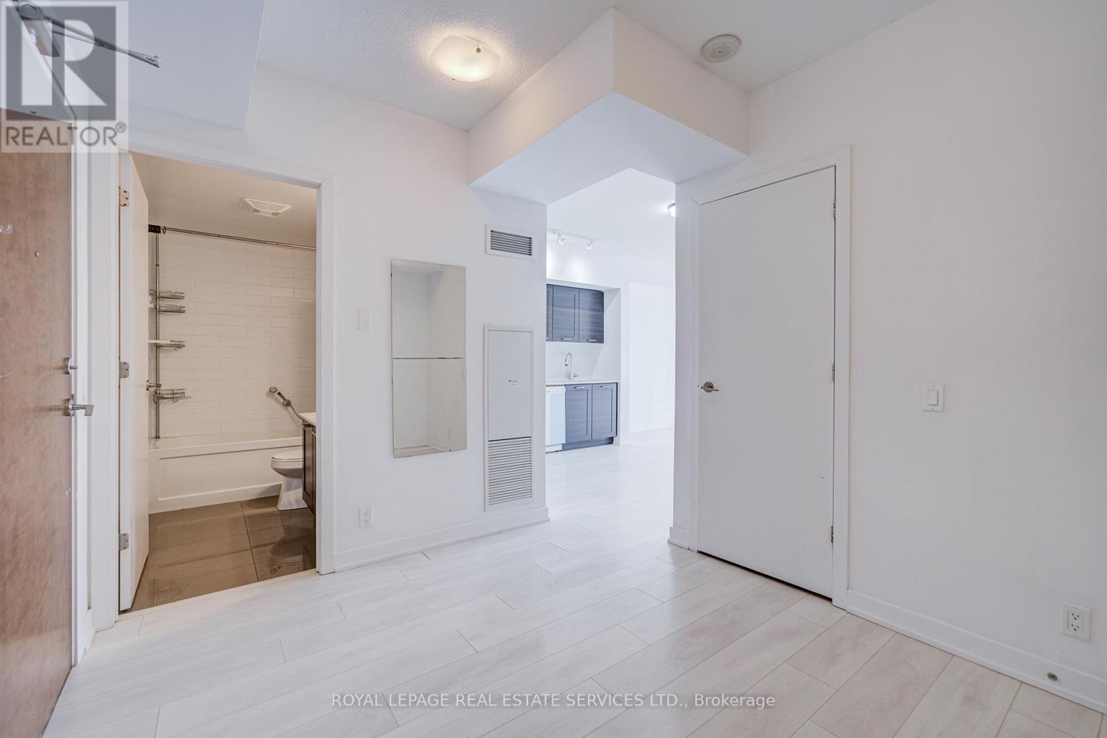 1802 - 2200 Lake Shore Boulevard W, Toronto, Ontario  M8V 1A4 - Photo 21 - W12784954