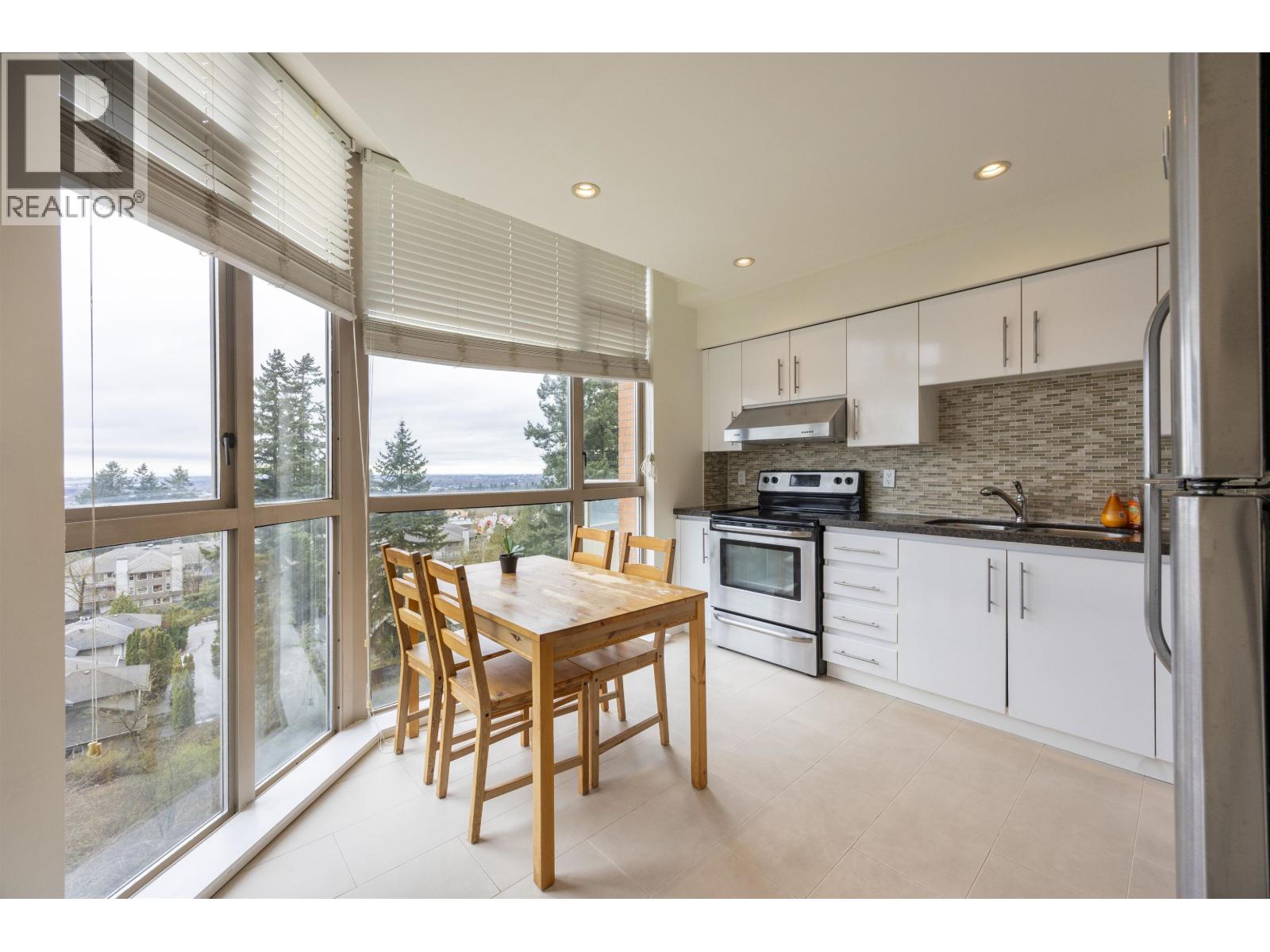 901 6888 Station Hill Dr., Burnaby, British Columbia  V3N 4X5 - Photo 24 - R3103125