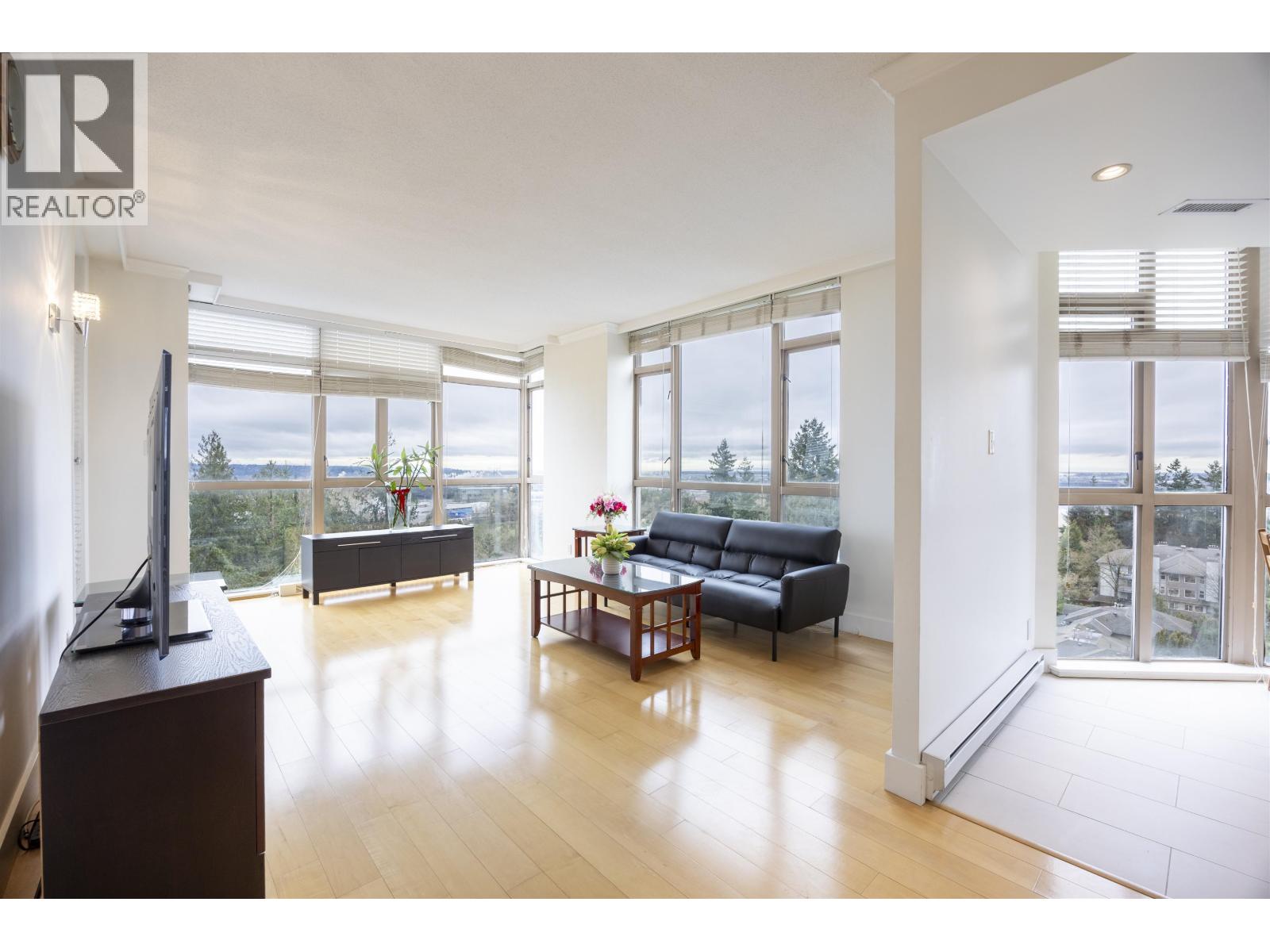 901 6888 Station Hill Dr., Burnaby, British Columbia  V3N 4X5 - Photo 25 - R3103125