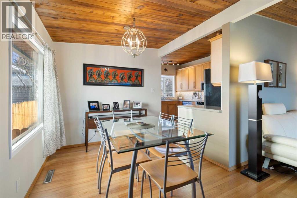 3511 Lakeside Crescent Sw, Calgary, Alberta  T3E 6A7 - Photo 12 - A2295574