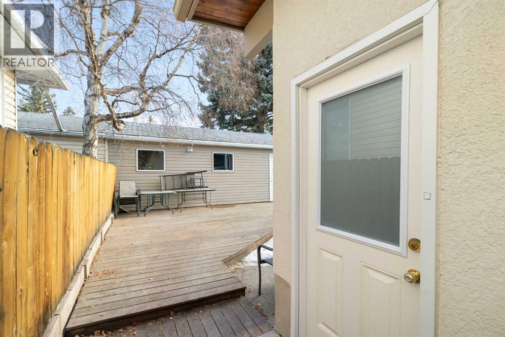 3511 Lakeside Crescent Sw, Calgary, Alberta  T3E 6A7 - Photo 39 - A2295574