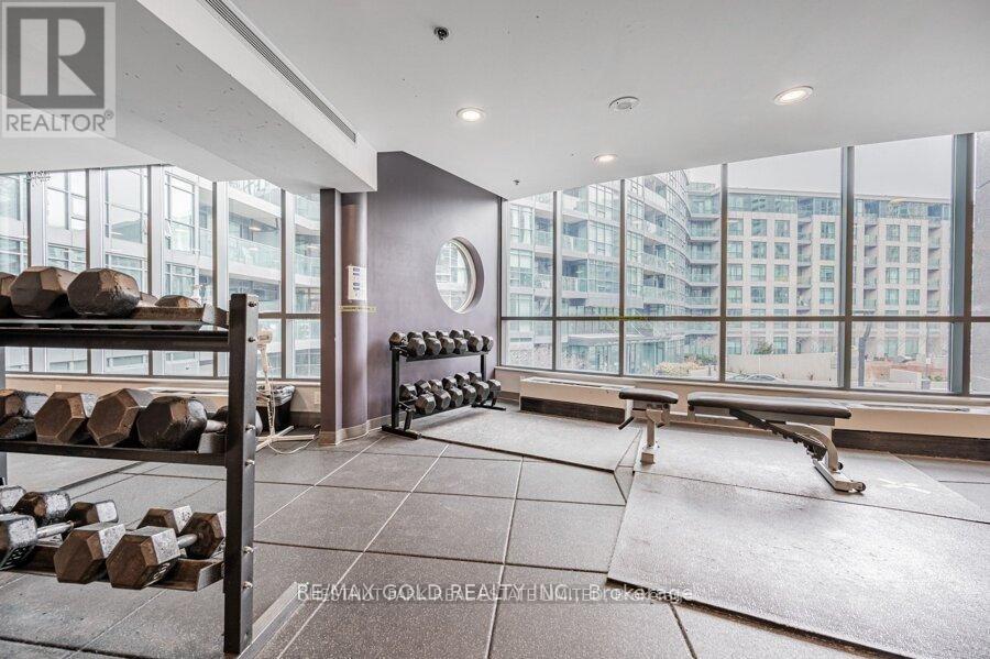 1211 - 219 Fort York Boulevard, Toronto, Ontario  M5V 1B1 - Photo 9 - C12913286