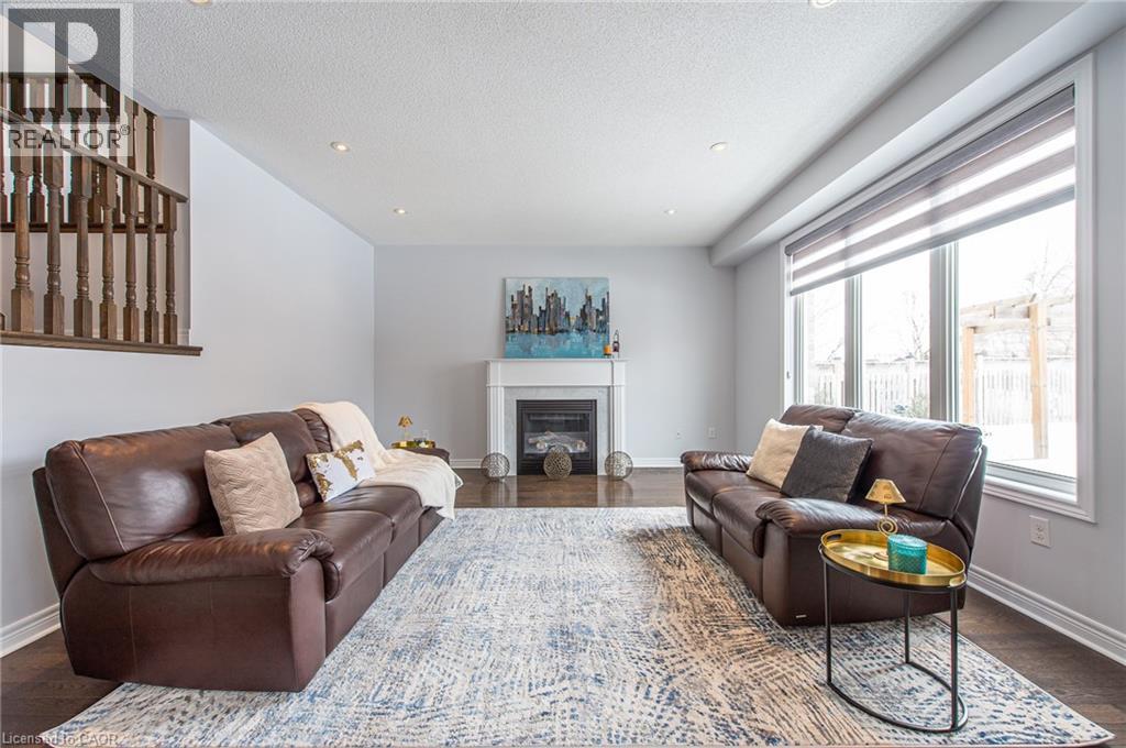 921 Hideaway Court, Kitchener, Ontario  N2P 2Y7 - Photo 13 - 40814281