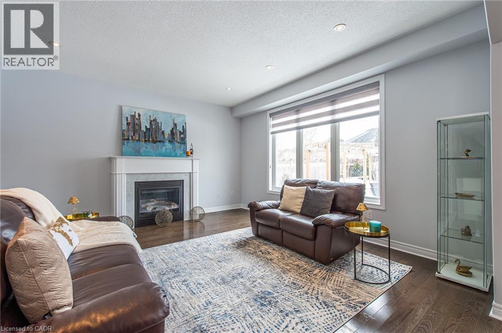 921 Hideaway Court, Kitchener, Ontario  N2P 2Y7 - Photo 14 - 40814281